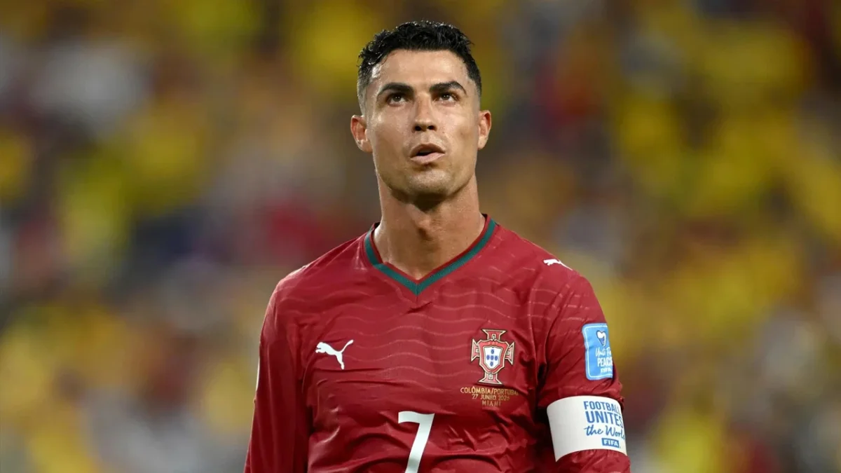 রোনালদোর ‘অবসর’ ভেঙে ফেরার নেপথ্যে যে কারণ