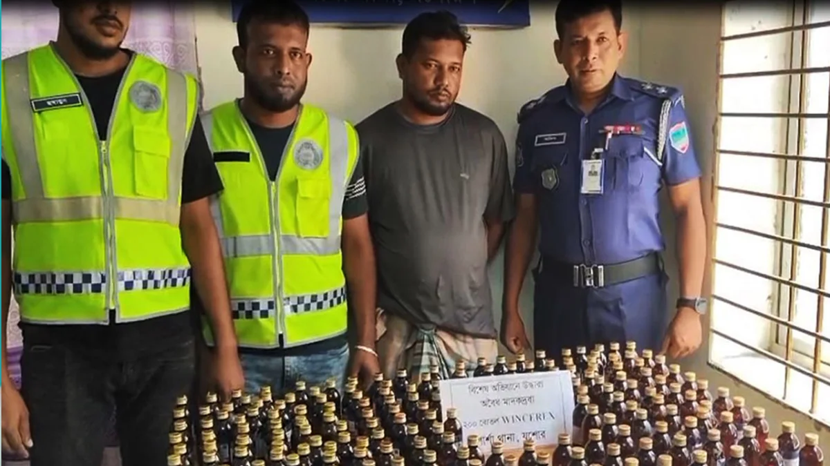 শার্শায় ২০০ বোতল ভারতীয় নেশাজাতীয় সিরাপসহ গ্রেপ্তার ১